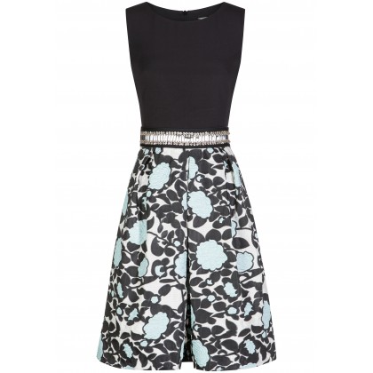Bezauberndes Kleid FRIEDA mit femininem Blumen-Muster /